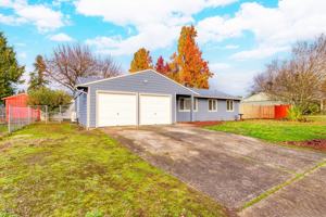 featured image of 415 Alderwood Pl