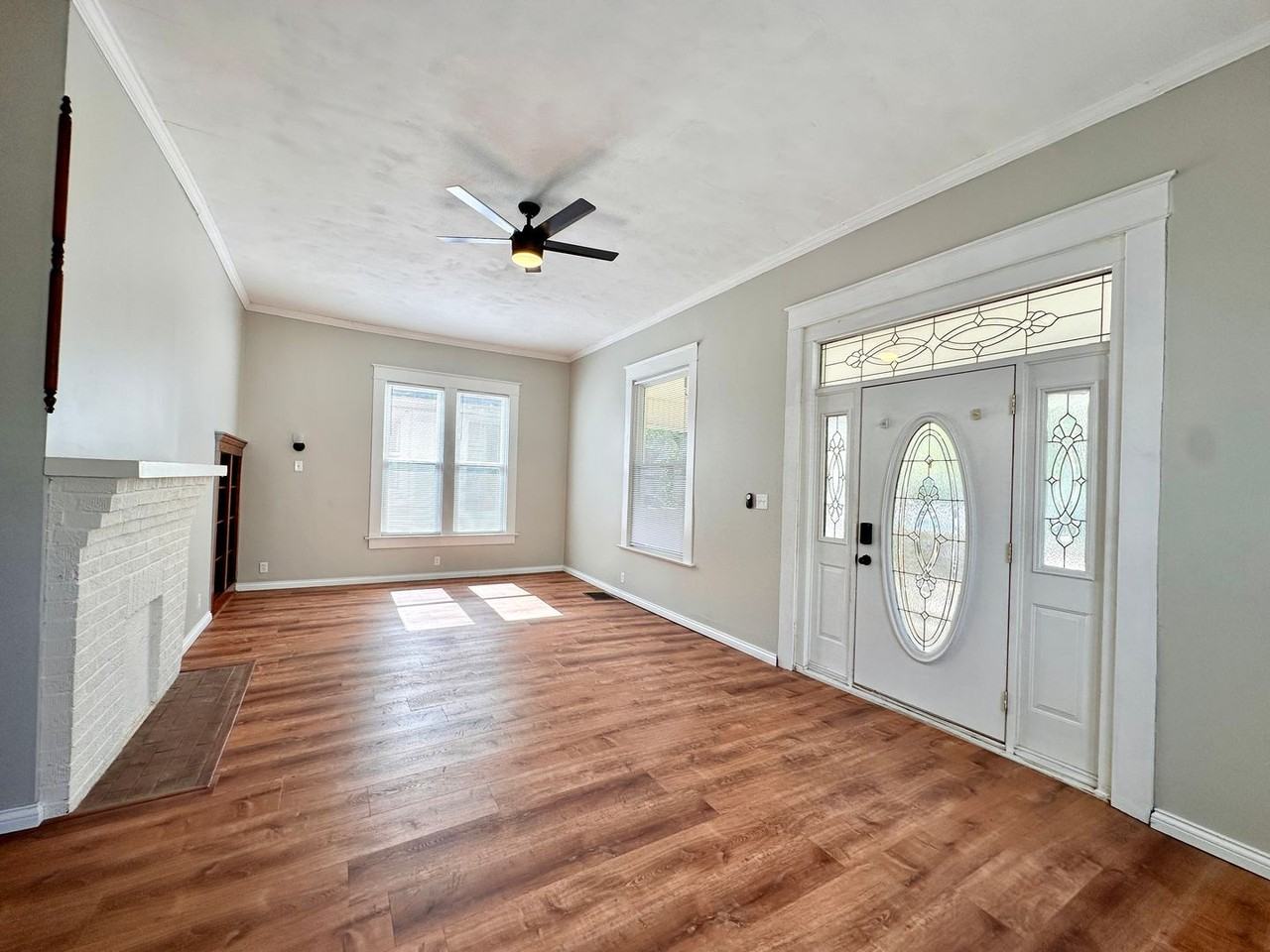 46 S 15th St - Photo 3 of 18