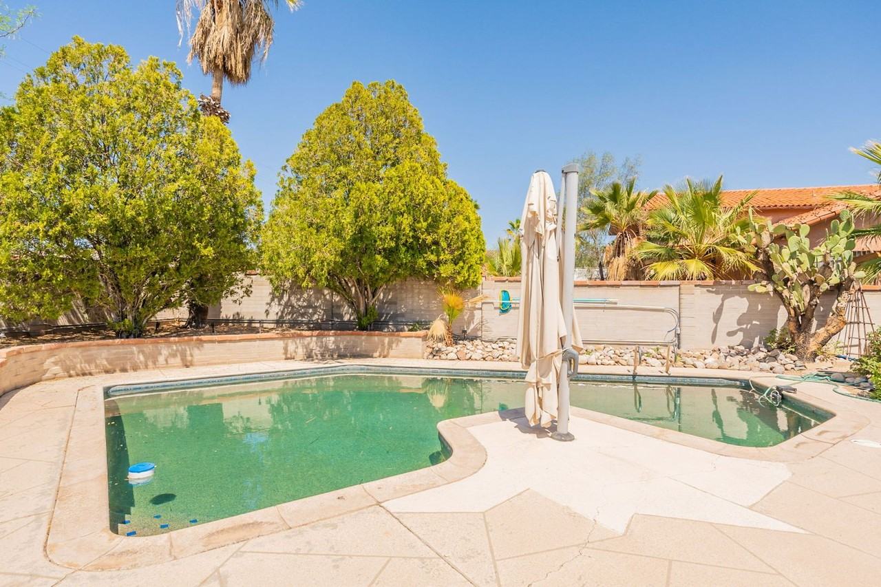 3615 E Calle Alarcon - Photo 4 of 50