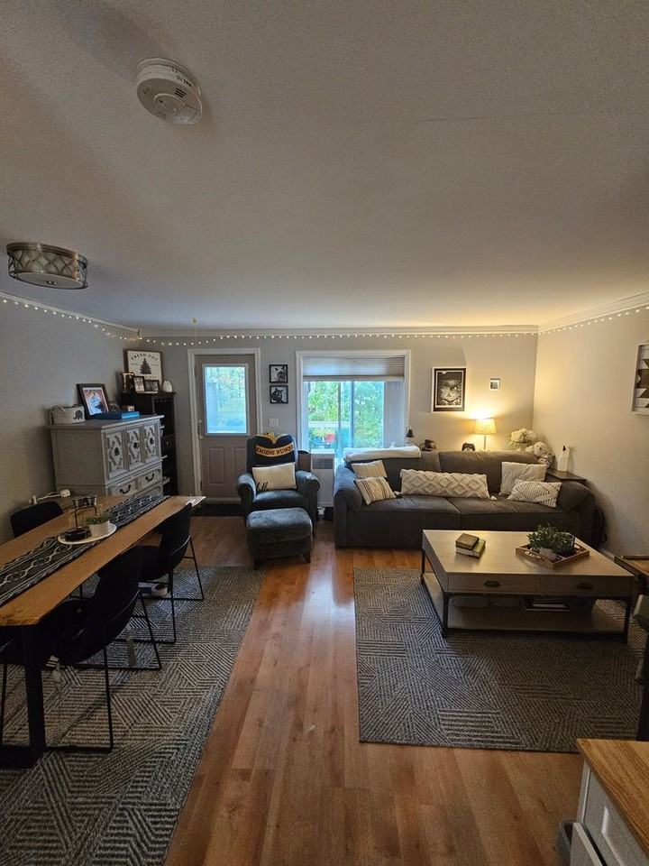 16 Hillcrest W - Photo 3 of 16