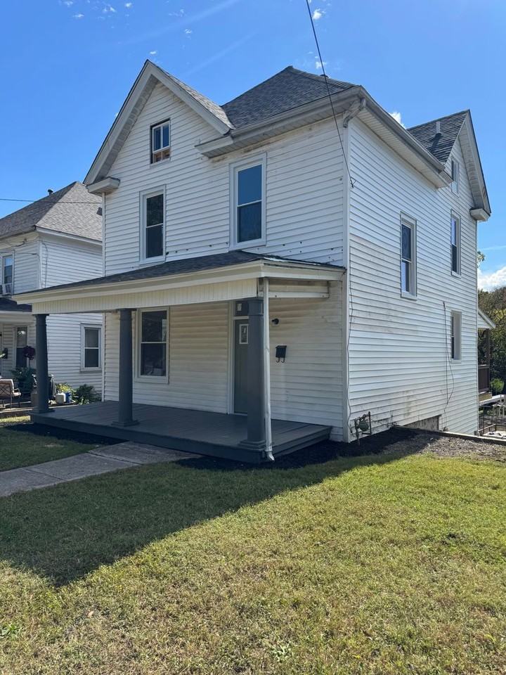 912 Patterson Ave Sw - Photo 2 of 25