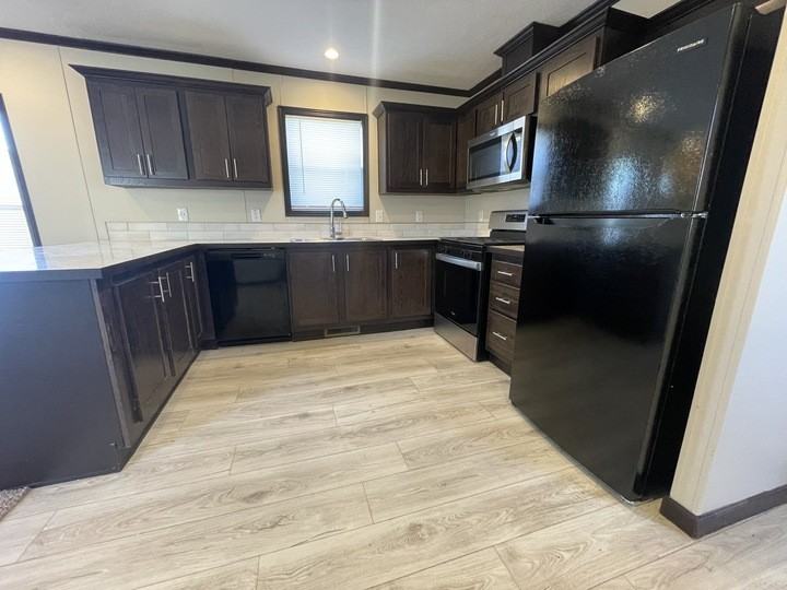 15861 Marentette Dr #506 - Photo 6 of 25