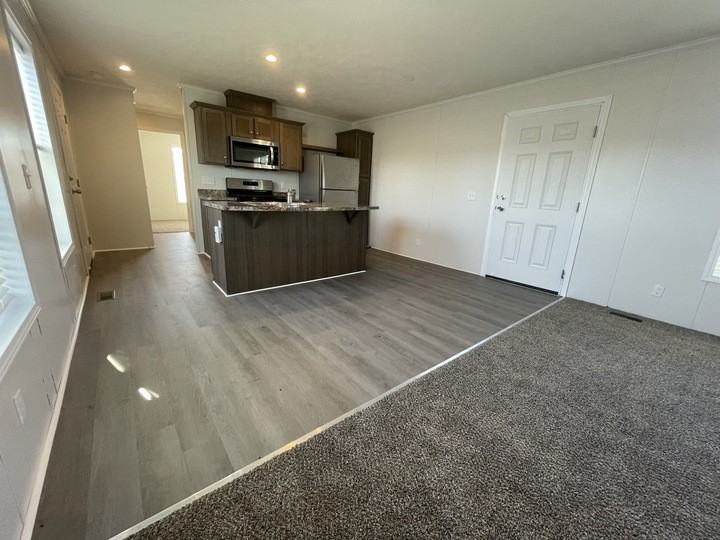 15835 Marentette Dr #512 - Photo 4 of 25