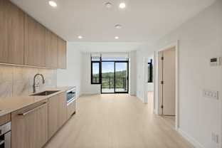 626 Claremont Street #2xxx - Photo 1 of 1