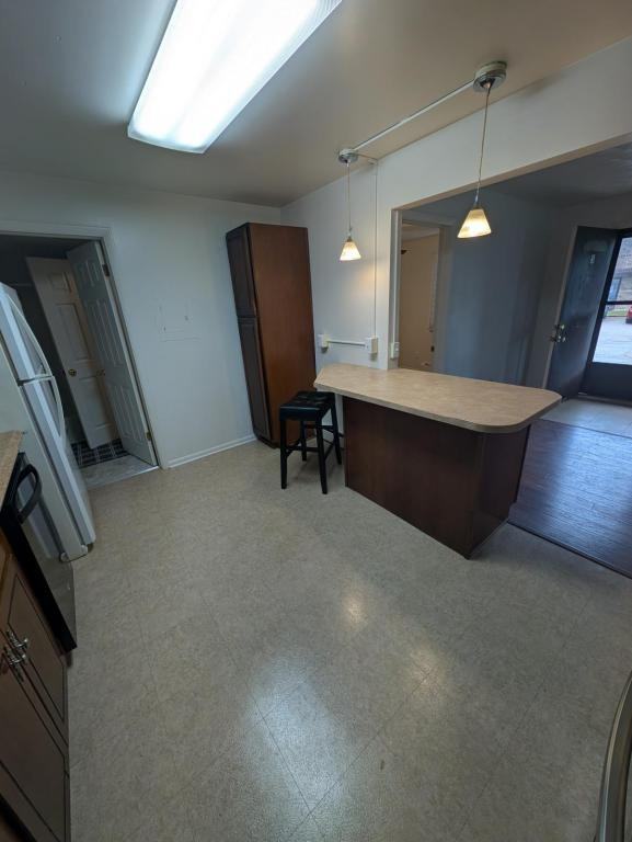 1820 Sunnyside Drive - Photo 5 of 12