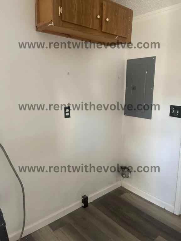 1392 N 200 W ##In - Photo 4 of 14