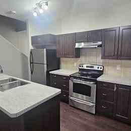 1432 72 Street Southwest - Photo 6 of 17