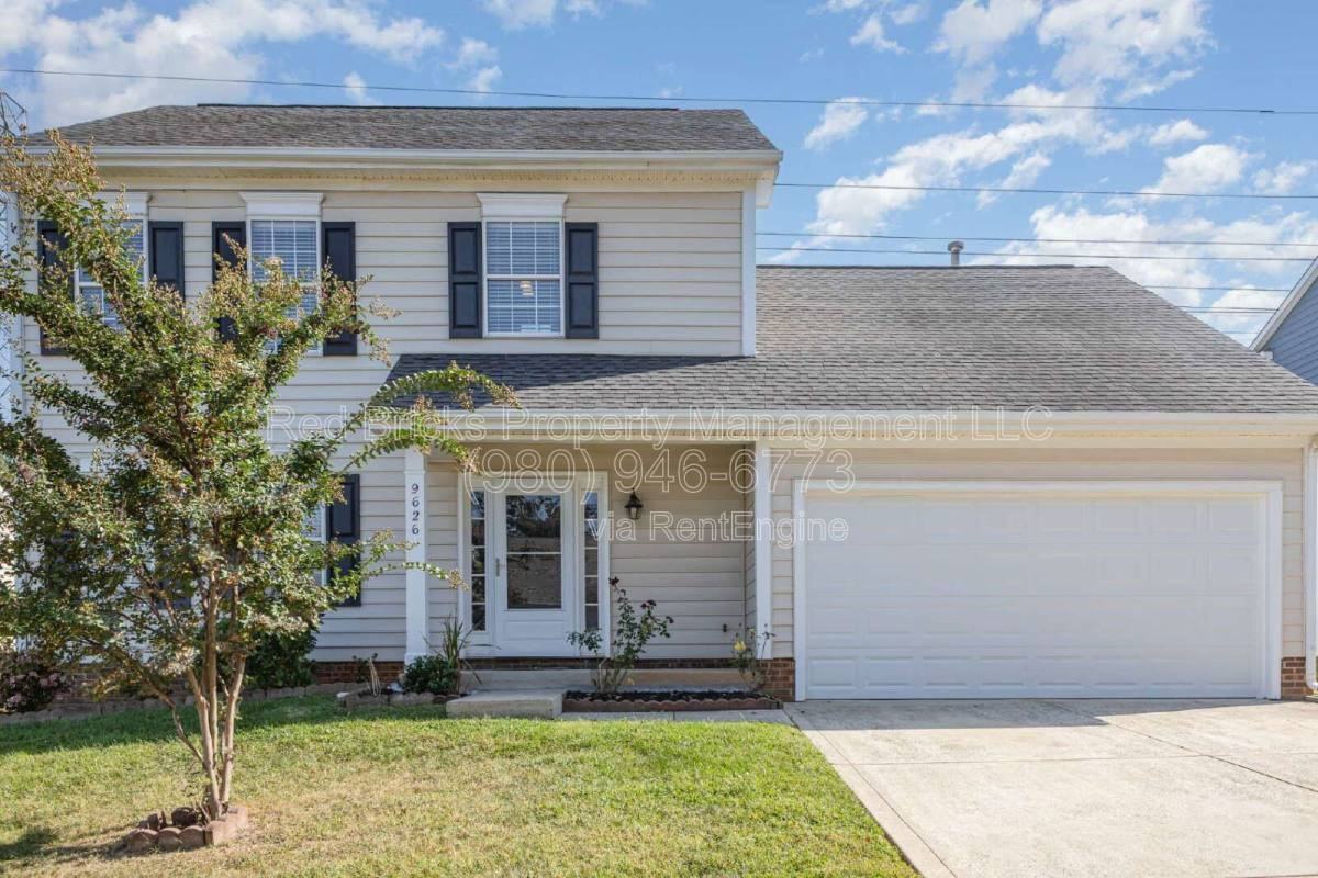 9626 Kenneth Glenn Dr - Photo 2 of 10