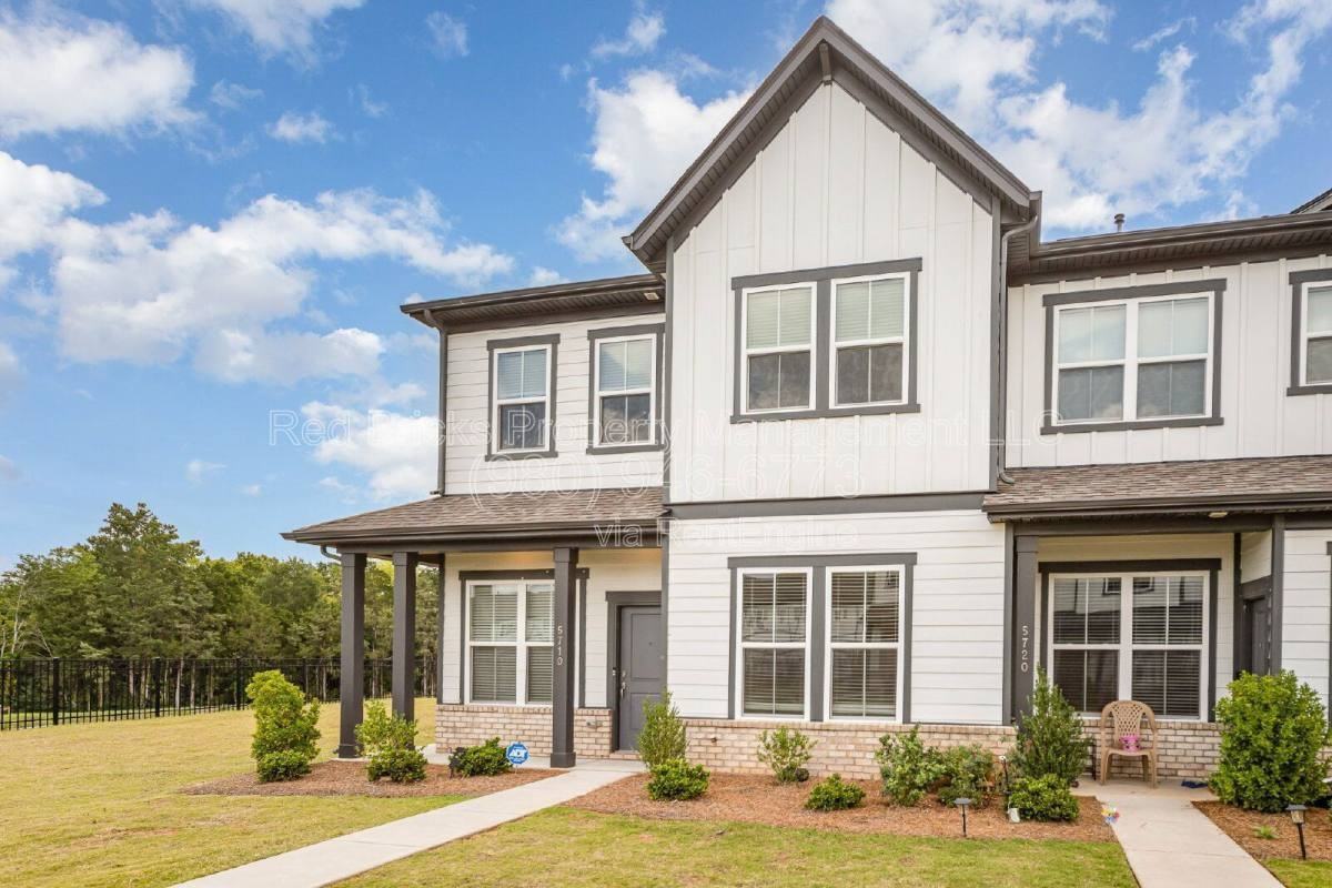 5710 Gulch Pl - Photo 3 of 10