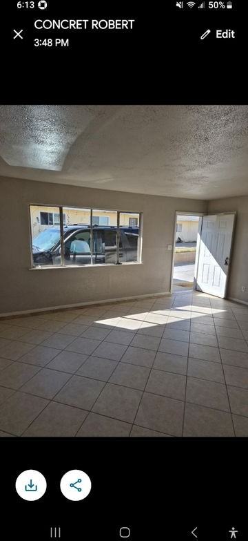 1014 E Navajo St - Photo 2 of 3