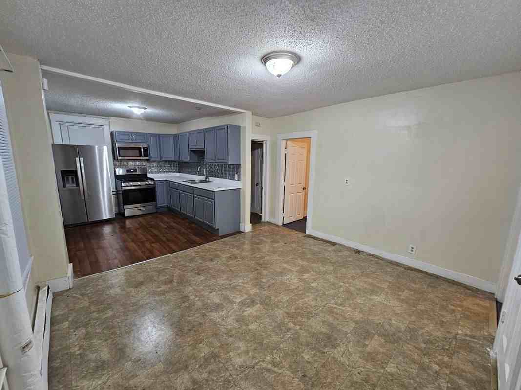 8 Edgar St ##1 - Photo 2 of 7