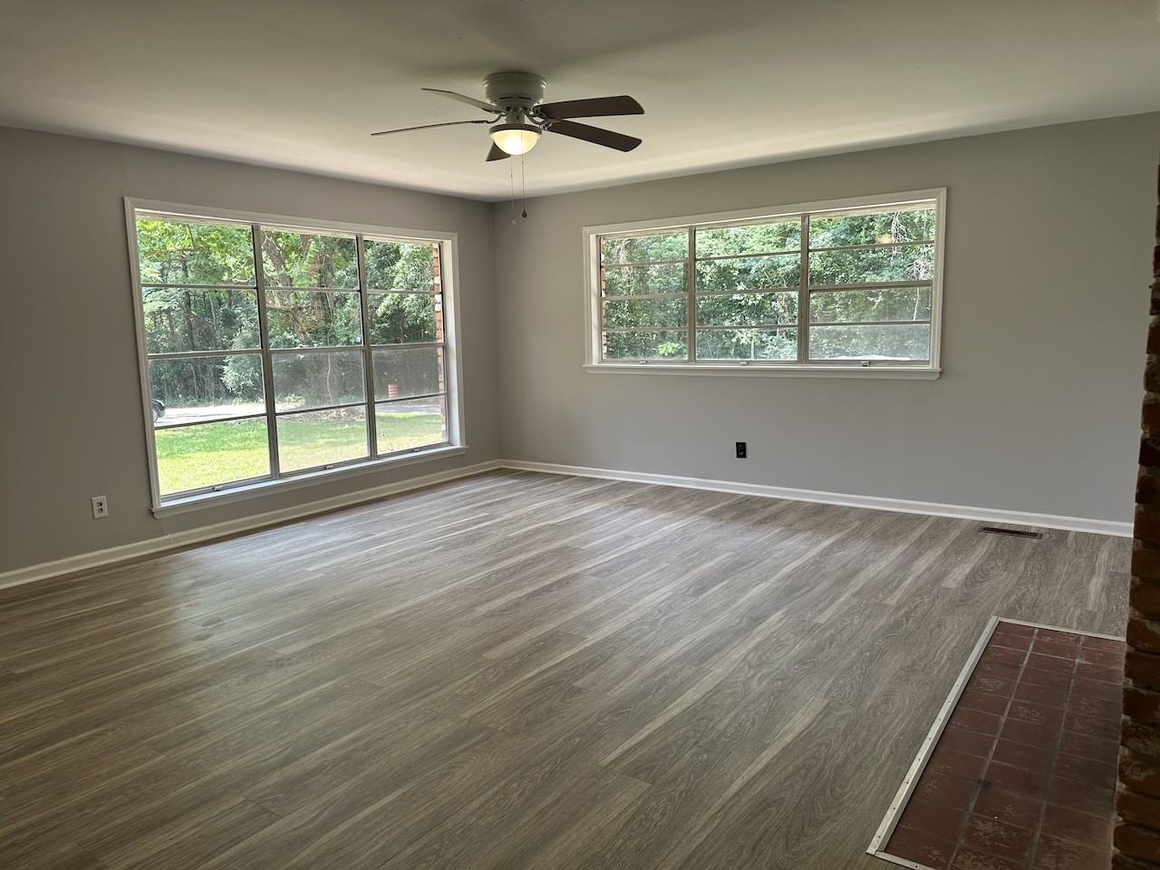 909 Riverbend Anx - Photo 2 of 13