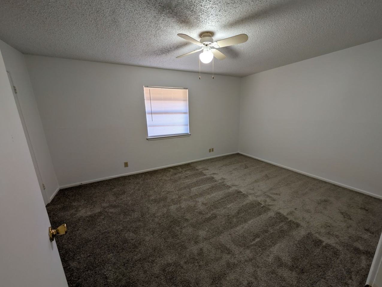 WOODS OF BROOKHOLLOW - Photo 5 of 22