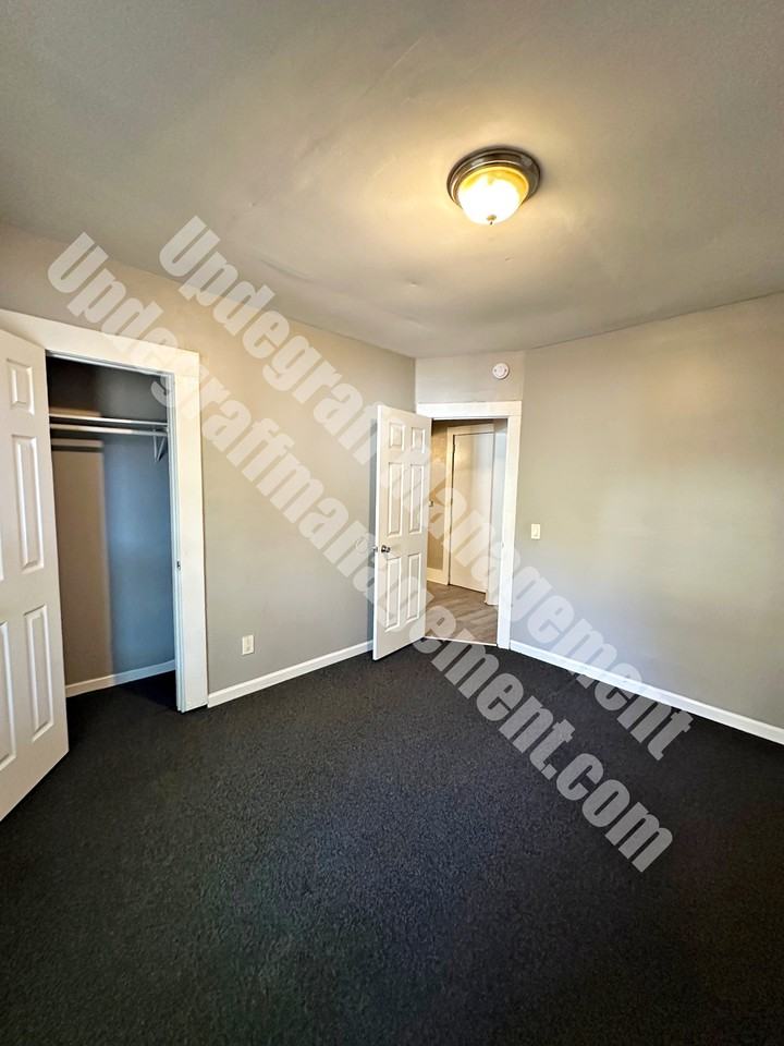 18 Stratford Park - Photo 6 of 13