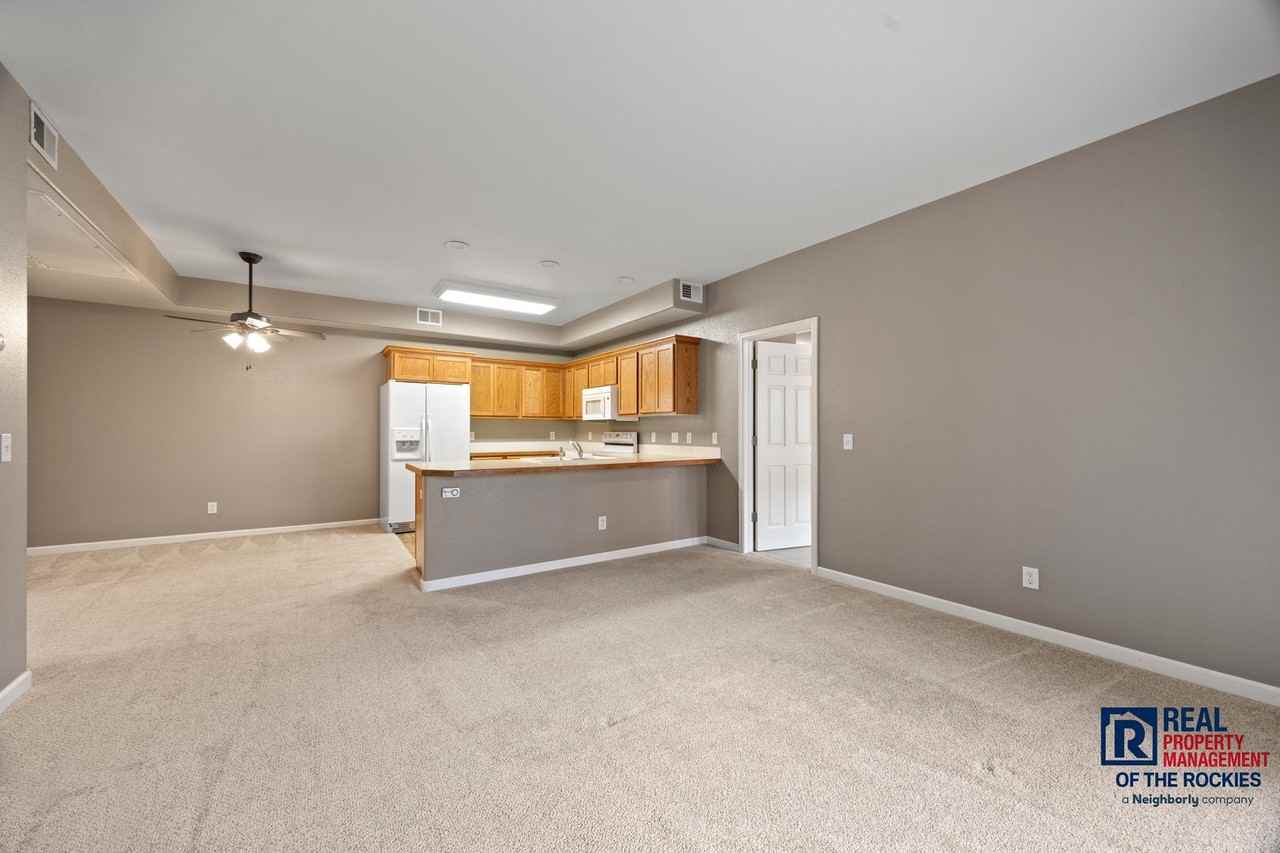 1280 Lake Cir Unit 11c - Photo 7 of 20