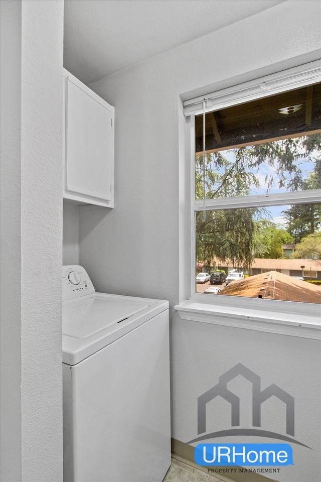 Stark Street Station 1 & 2 - Photo 4 of 18