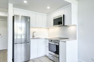 featured image of 1975 Boul De Maisonneuve O