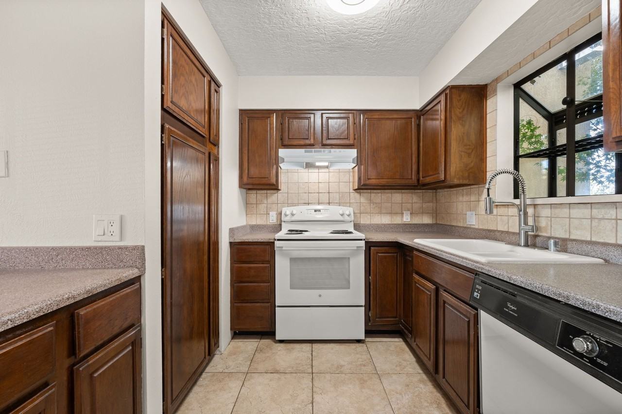 1/2 OFF FIRST MONTHS RENT - Photo 6 of 20