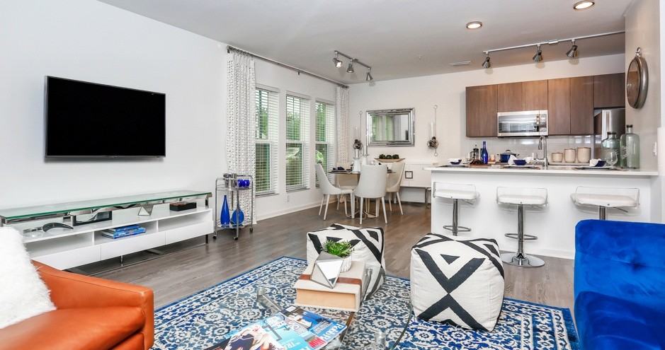 Oasis at Shingle Creek - Photo 7 of 41