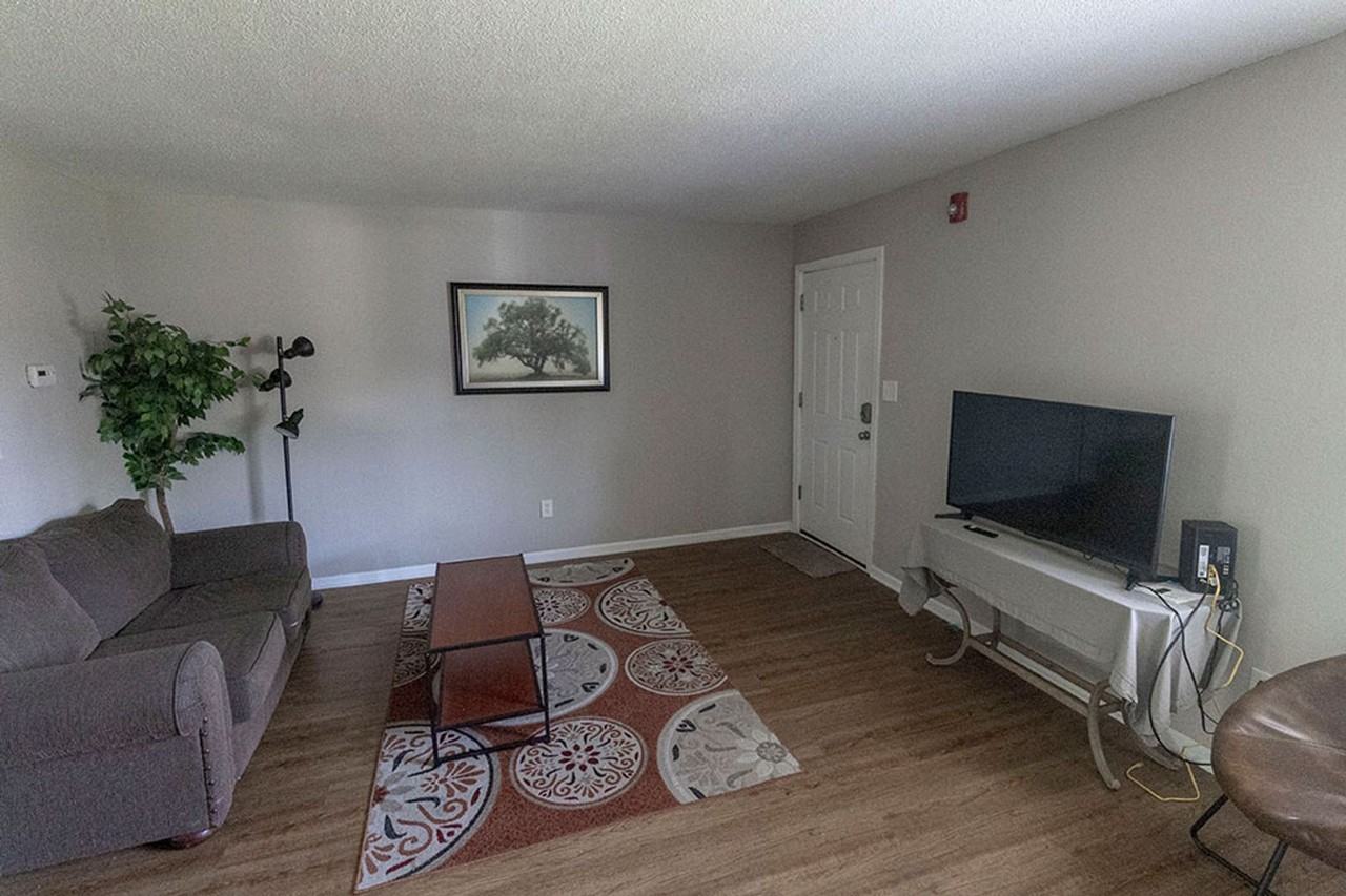 105 N Garth Ave #41 - Photo 3 of 20