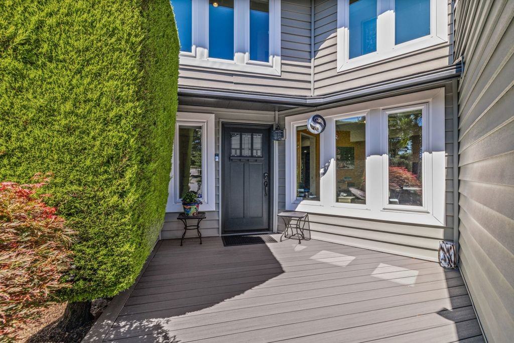 1910 Jones Ct Se - Photo 2 of 12