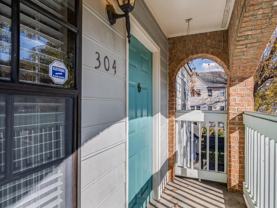 406 W 9th St Apt 302 - Photo 1 of 1