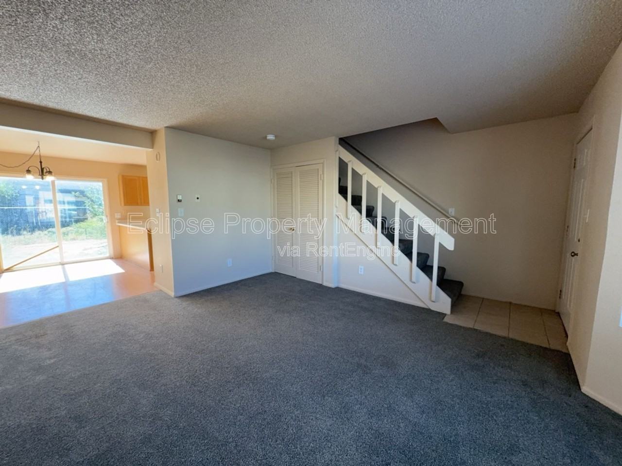 3247 Main St #3 - Photo 6 of 27