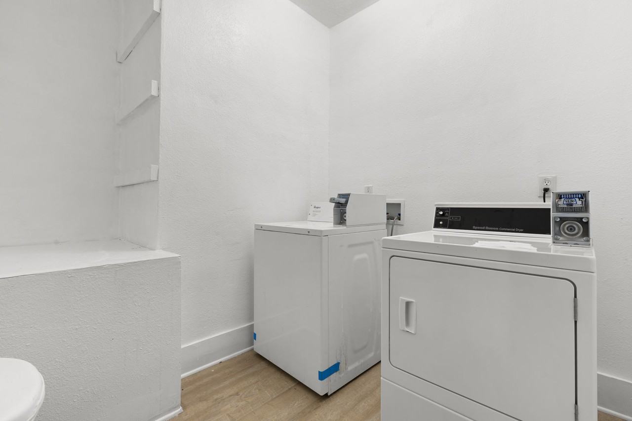 Apartment Community in Lincoln Heights - Photo 2 of 36