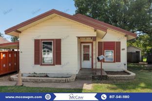 3009 Hollywood Ave - Photo 1 of 1