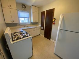 featured image of 932 State St