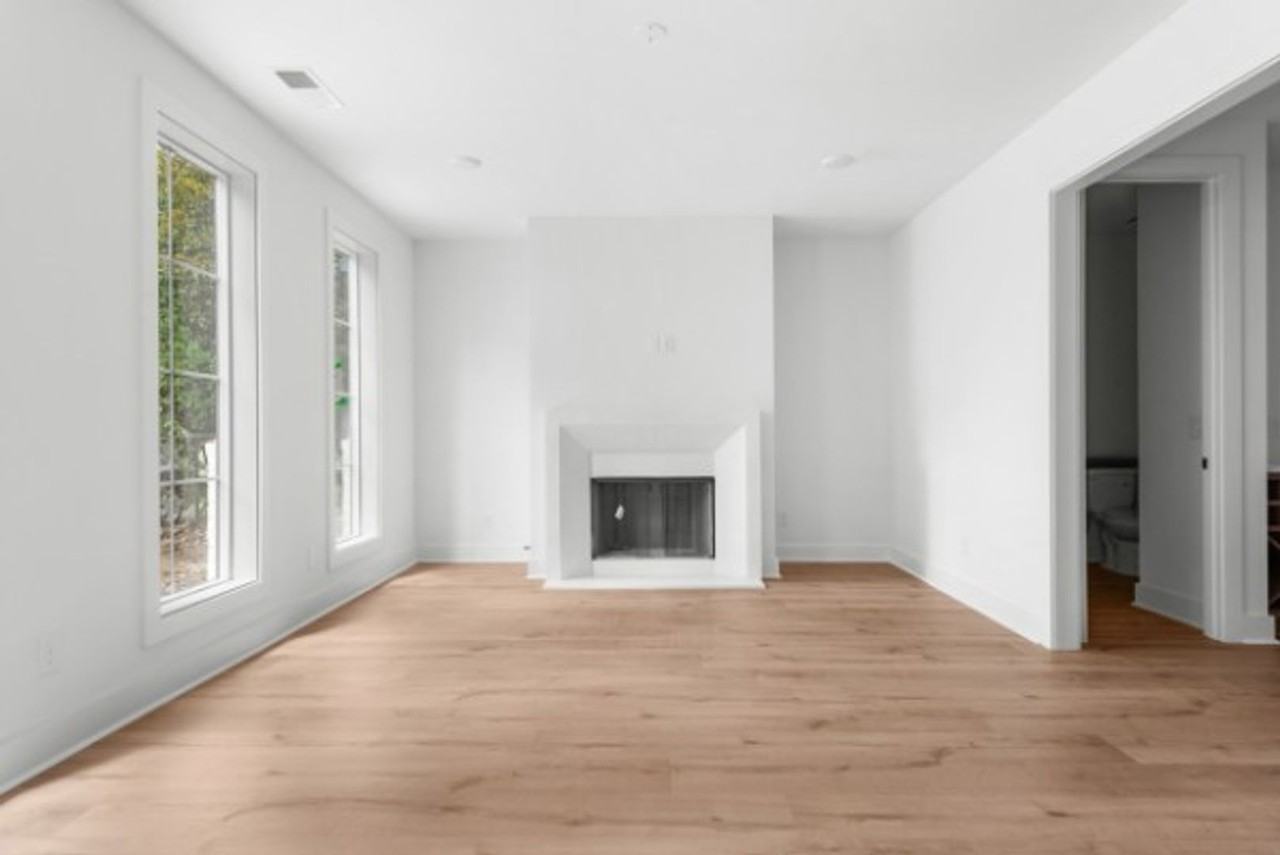 1814 Stewart Pl #B - Photo 3 of 26