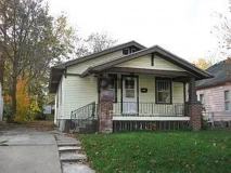 735 W Division St - Photo 1 of 1