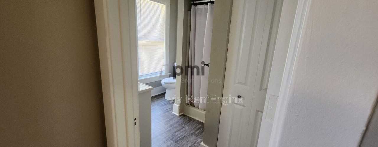 631 W William St - Photo 2 of 11