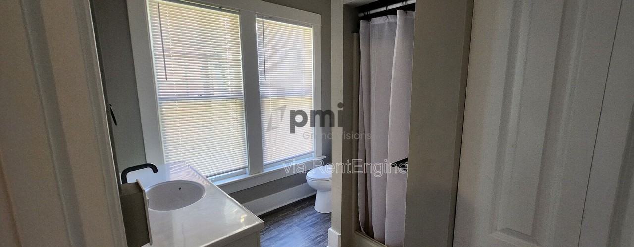 631 W William St - Photo 4 of 11