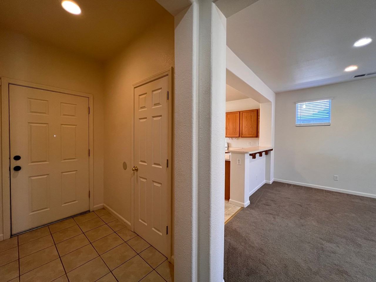 1134 Mountain Rose Dr - Photo 2 of 31