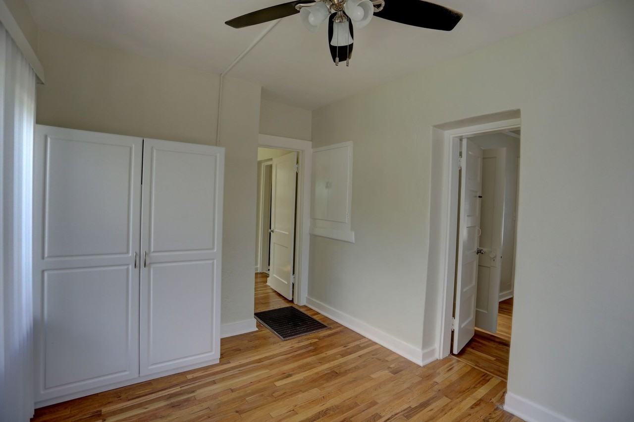 1509 E. 9th St. - Photo 4 of 45