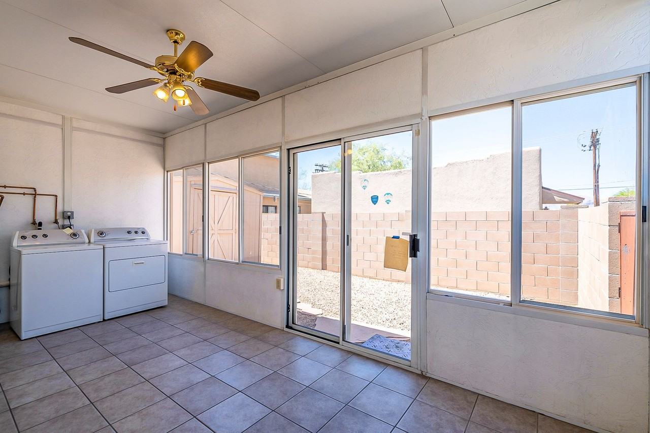 1439 E. Elm St. - Photo 5 of 23