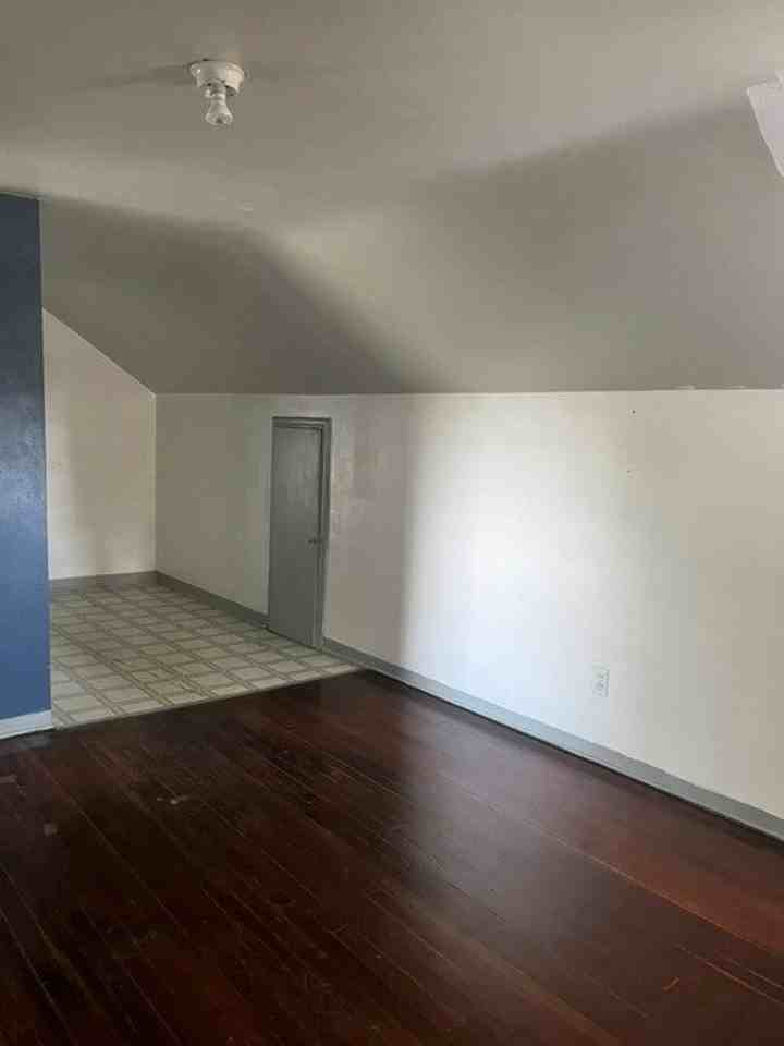 1281 Highway 99 N - Photo 7 of 20