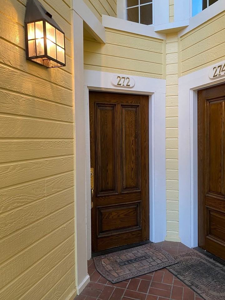 272 E 2nd St - Photo 4 of 35