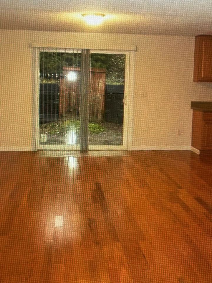 2426 137th Ave Se - Photo 3 of 15