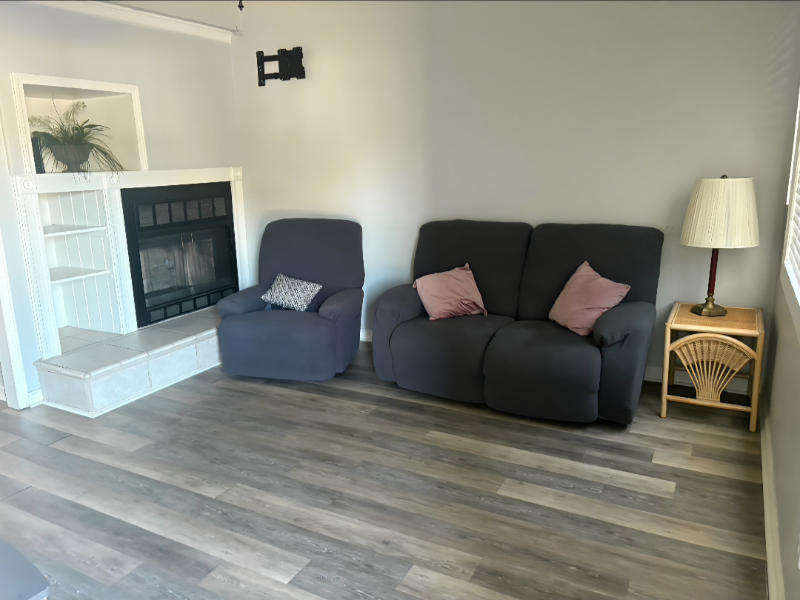 561 Brookside Ct - Photo 5 of 15