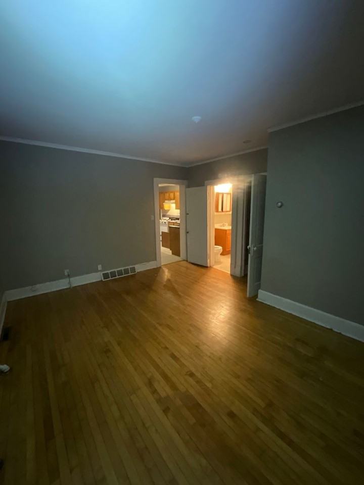 1729 N Warren Ave - Photo 2 of 11