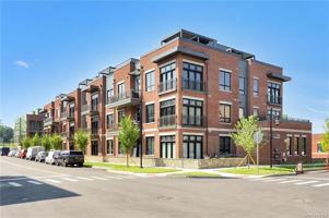 featured image of 102 Legend Dr #101