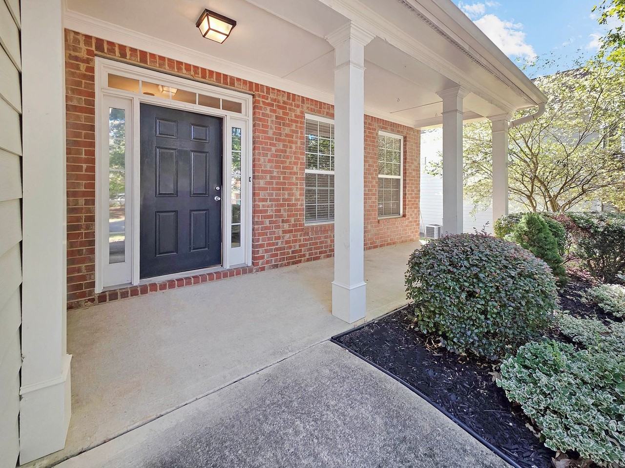 5425 Fieldfreen Drive - Photo 2 of 50