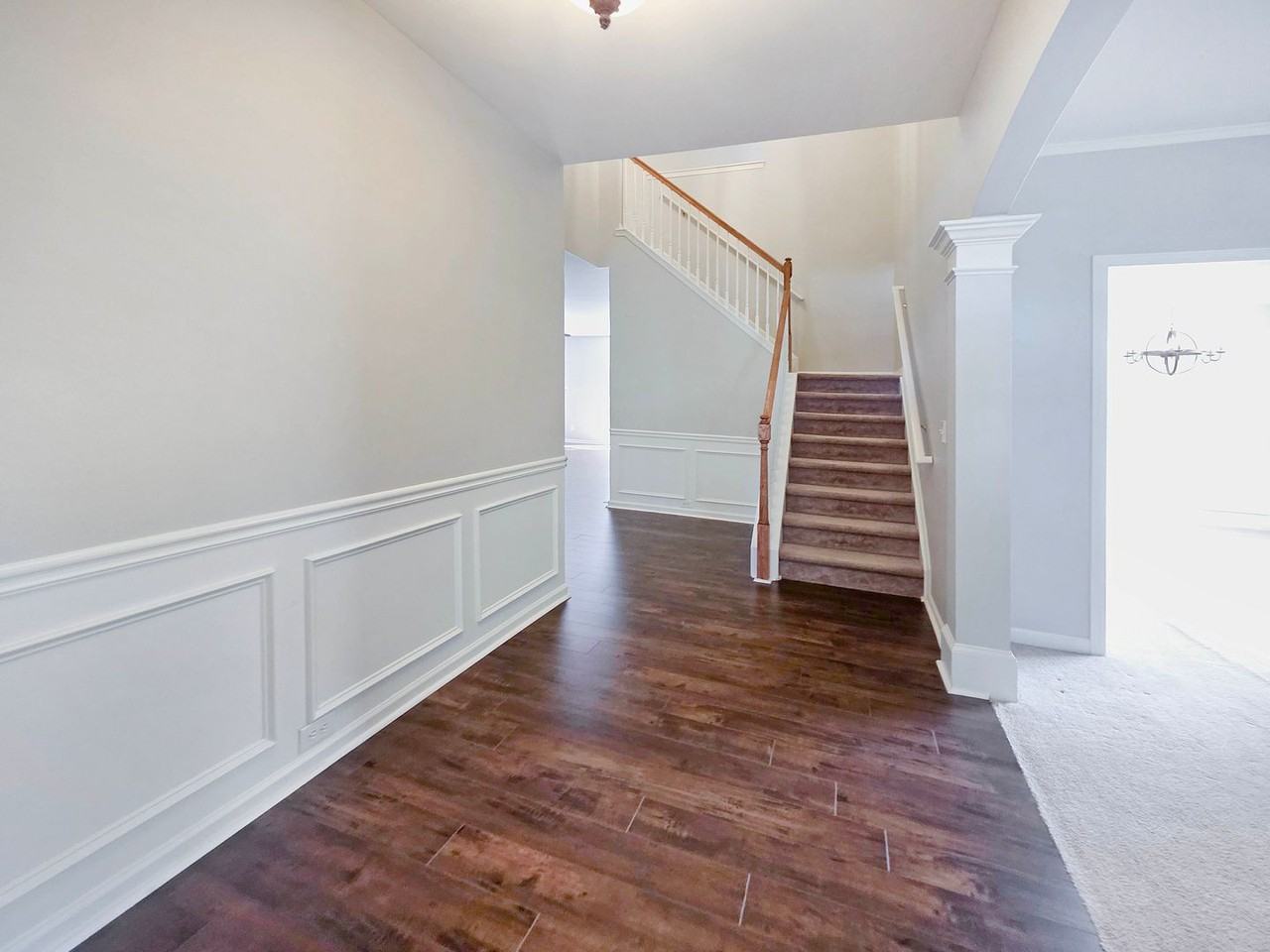 5425 Fieldfreen Drive - Photo 5 of 50