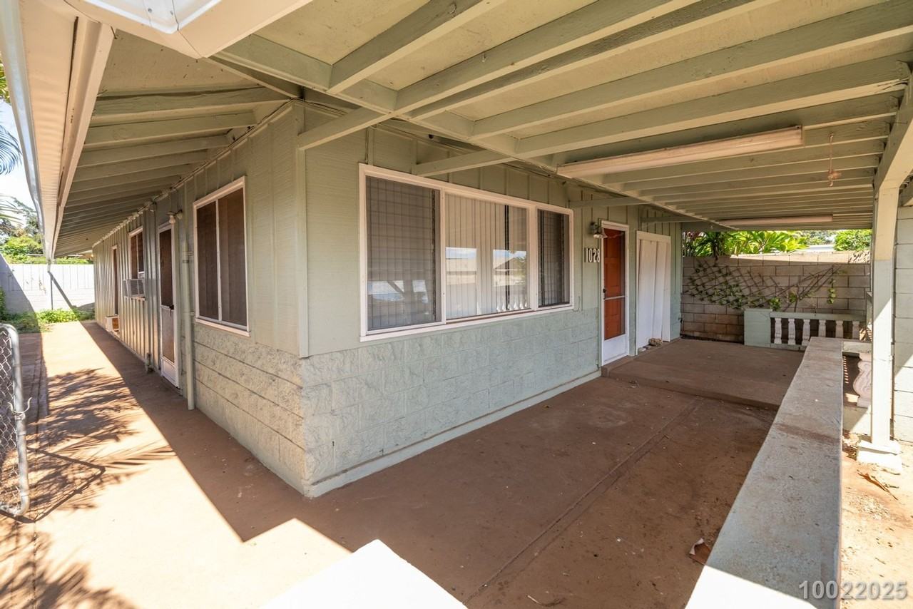 1028 Hooli Pl #A - Photo 2 of 25