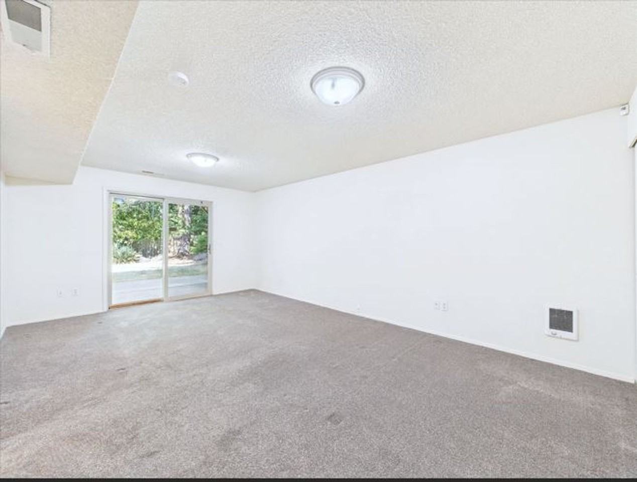 8013 Sunset Terrace West - Photo 6 of 15