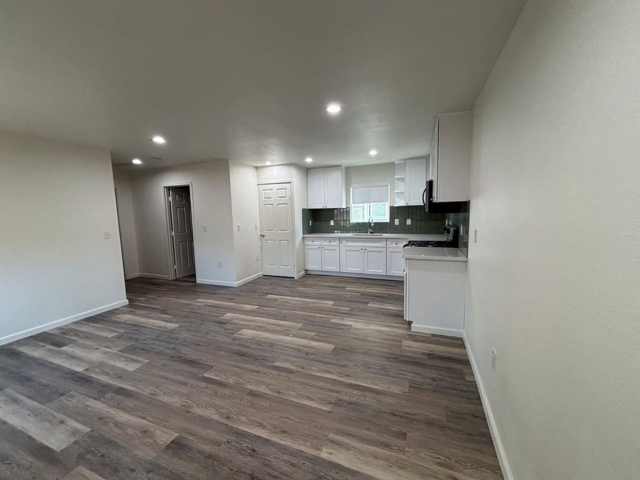 5708 Wisteria Dr - Photo 3 of 12