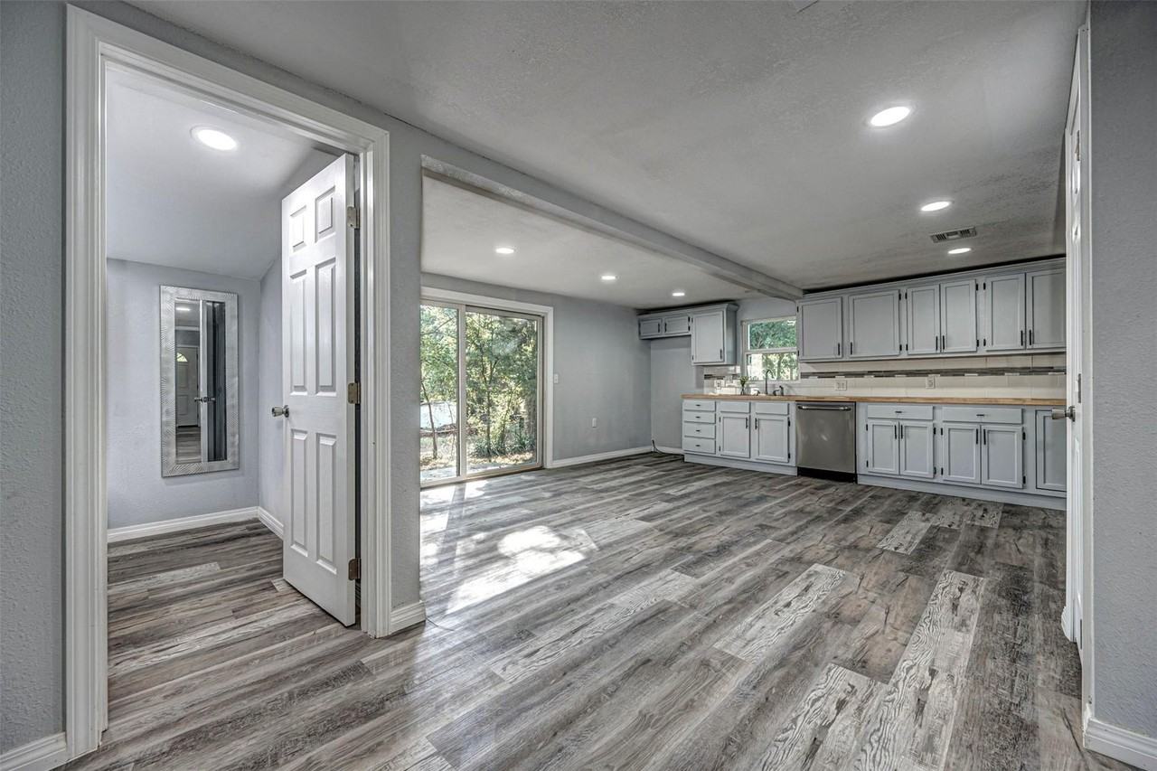 1228 D St Nw - Photo 6 of 17