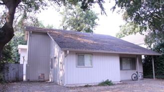 818 W 1st Street - Photo 1 of 1